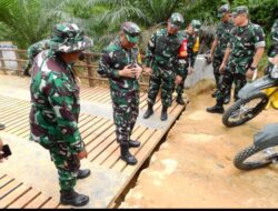 Tim Wasev Mabes TNI Teliti Jembatan TMMD Reguler ke 119 Kodim 0117/Aceh Tamiang