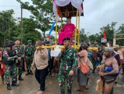 *Satgas Pamtas Yonif 111/KB Berikan Pengamanan Kedatangan Uskup Agung Merauke Di Boven Digoel Papua Selatan*