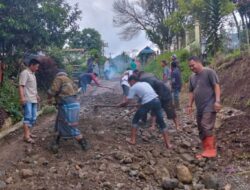 Lambatnya Penanganan dari Pemerintah Kabupaten, Masyarakat Turun Tangan