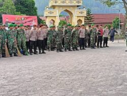 Sinergitas TNI – Polri Bersihkan Masjid Jelang Hari Raya Iedul Fitri 1446 H