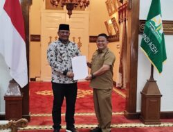 Pj. Bupati Asra Terima SK Perpanjangan Penjabat Kepala Daerah